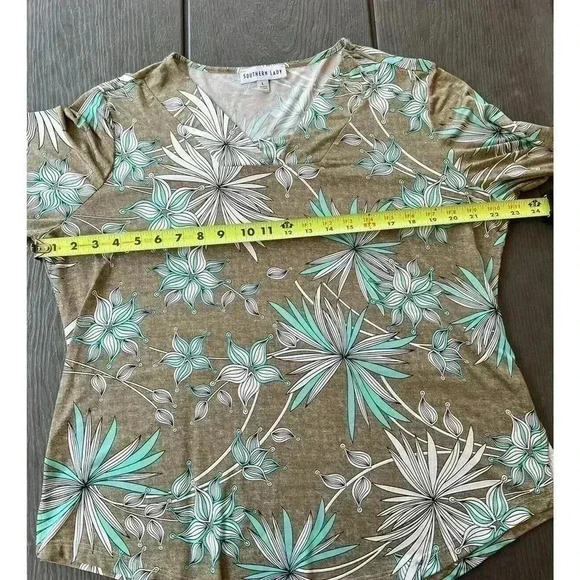Southern Lady Floral Top 3/4 Sleeves Sz Large - Picture 5 of 6